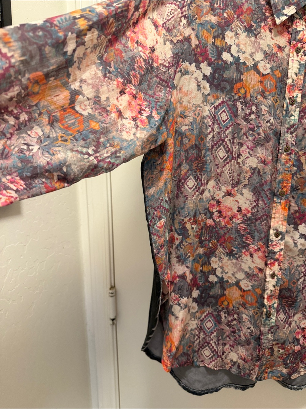 Johnny Was 3J Workshop Geometric Floral Blouse with Velvet Back XL - Picture 5 of 12